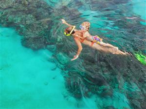 istock-1182466758-1- Family Snorkeling